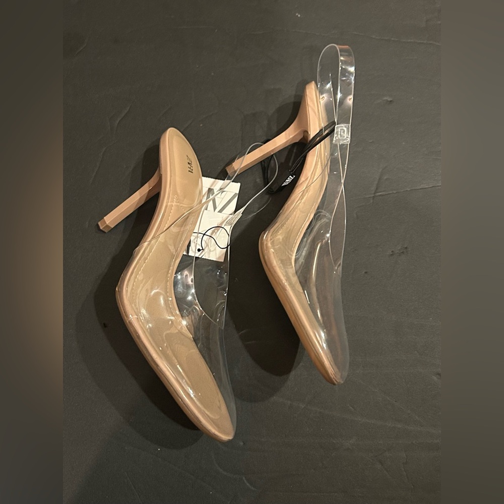Vinyl heel Clear Slingback Pumps size 39/8 NWT - Picture 11 of 11